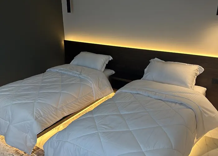 Vv Luxe Hotel Ljaknasi